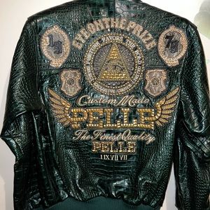 Pelle Pelle Vintage Green Leather Jacket. Excellent condition!!